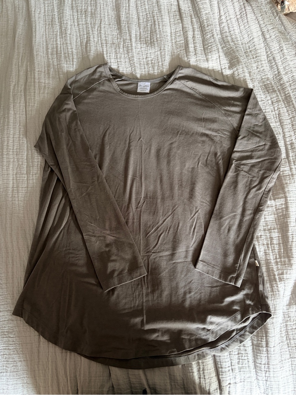 Ladies long sleeve